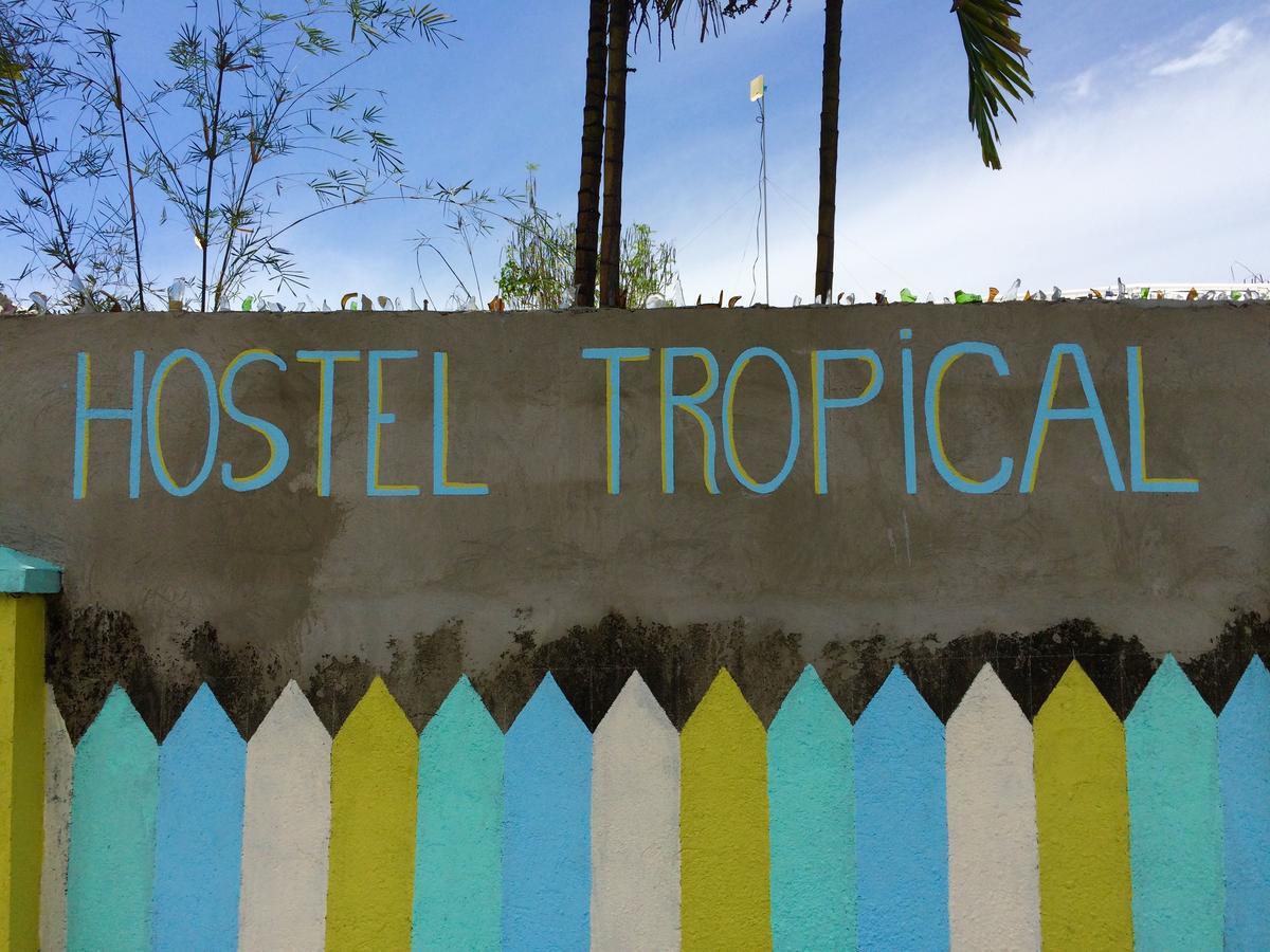 Hostel Tropical Dumaguete City Buitenkant foto